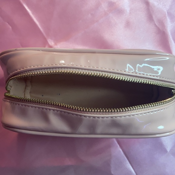 Darling Makeup Bag - Picture 3 of 4